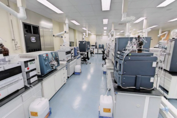 Photo from inside of one of Labcorp's labs